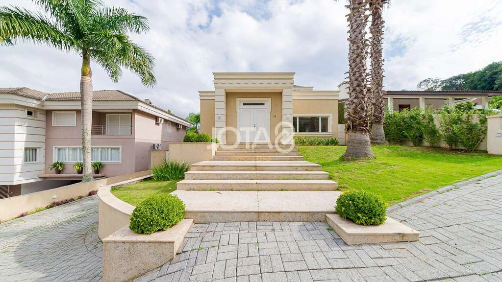 Furnished house with 5 bedrooms and 6 bathrooms — photo 2