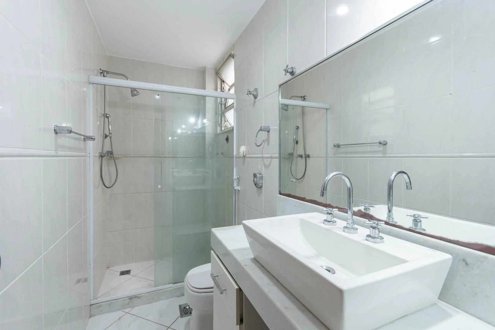 Rental apartment with 3 bedrooms and 1 en-suite — photo 13