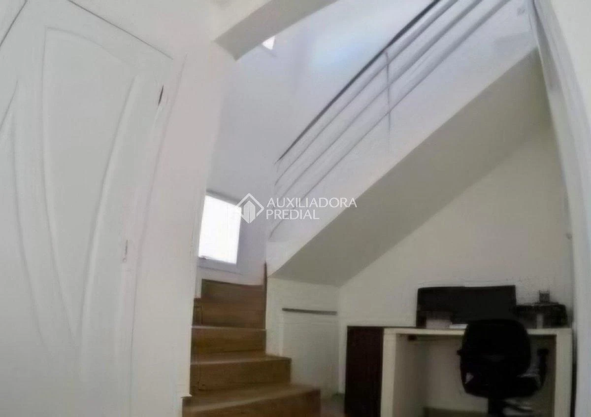2-bedroom house with a home office — photo 19