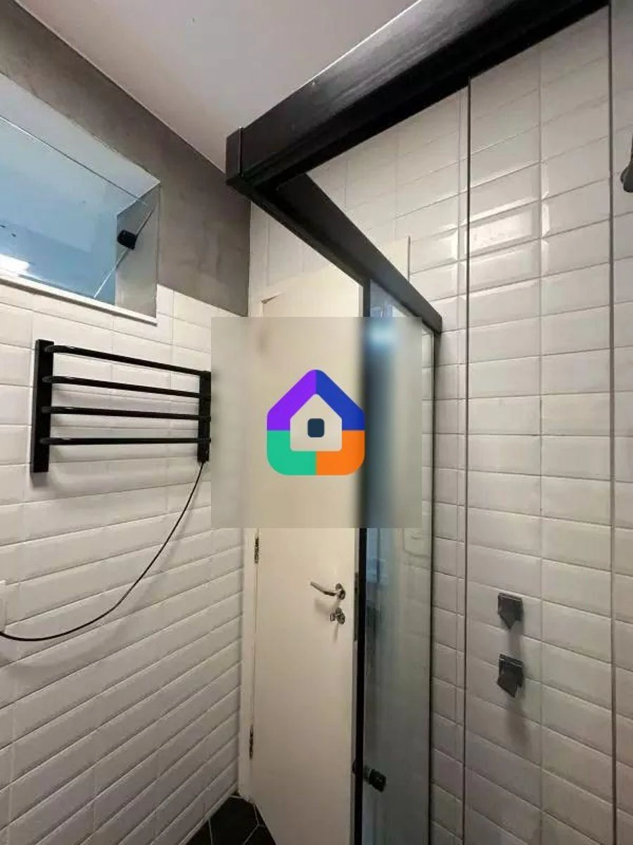 Furnished 80 m² apartment with 2 bedrooms and laundry area — photo 15