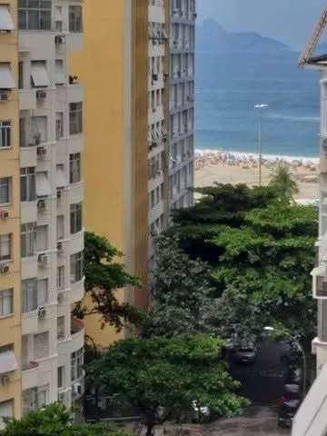 Apartment with glass balcony and 1 bedroom, no parking — photo 9