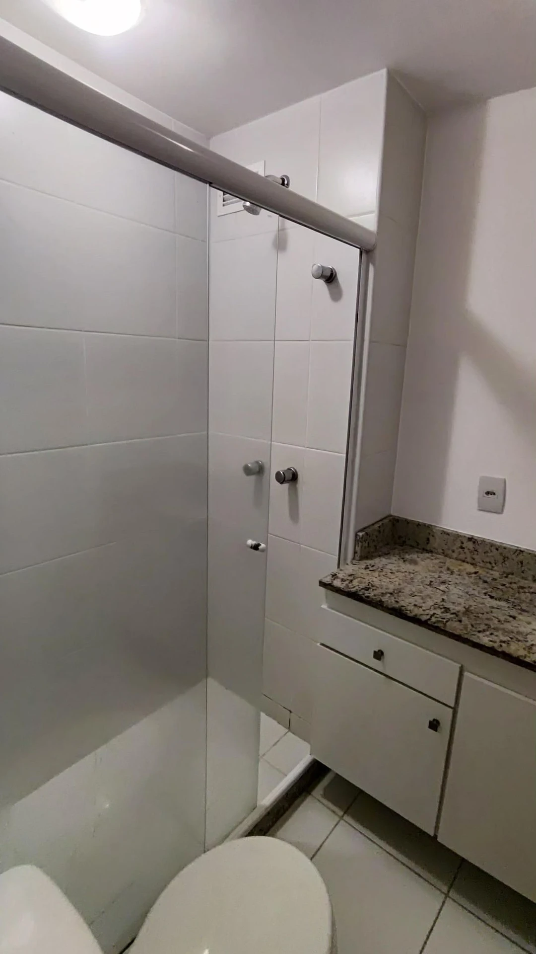 3-bedroom apartment with a mountain view — photo 13