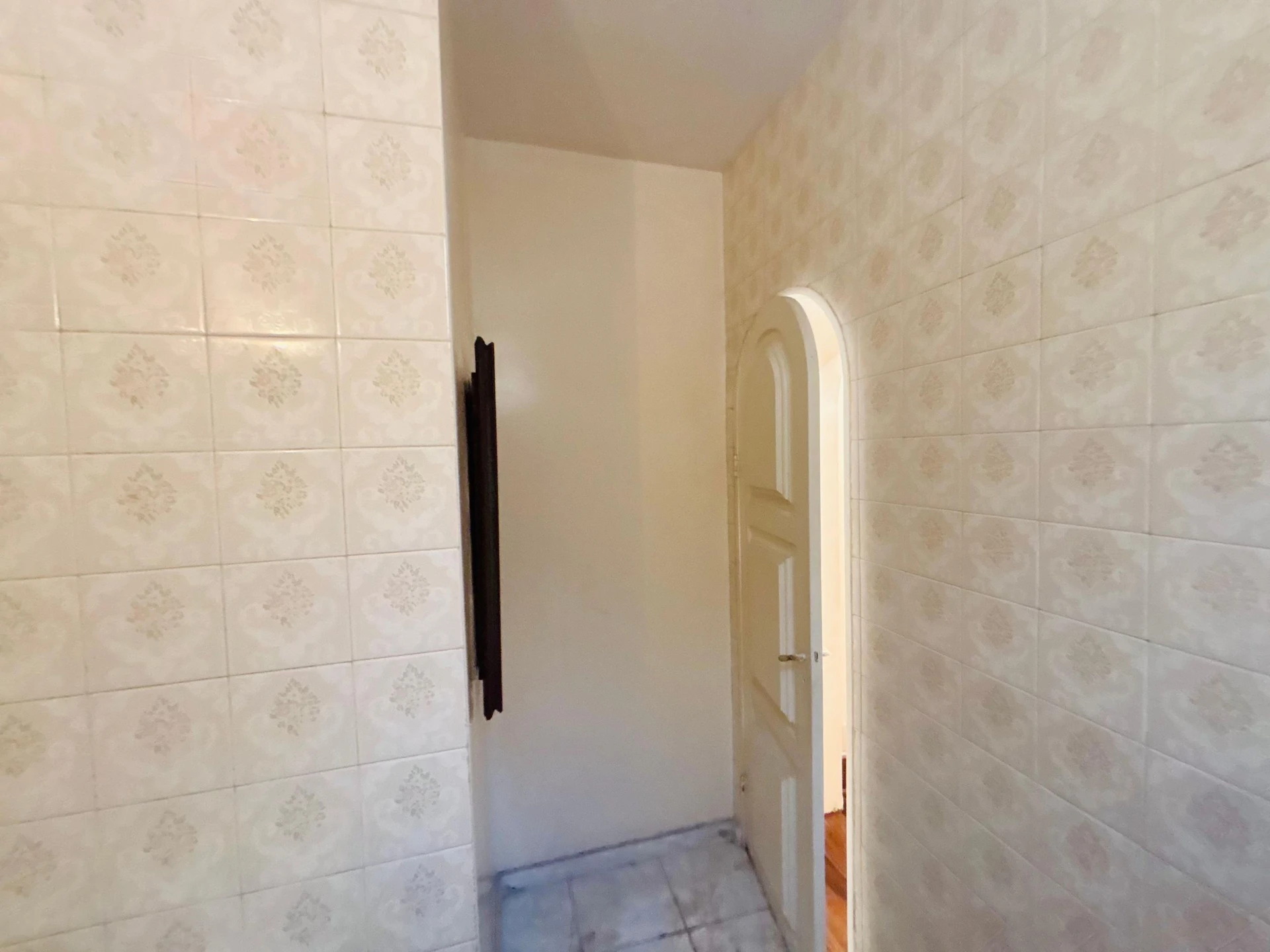 Furnished house, 380 m², with a grill on the balcony — photo 71