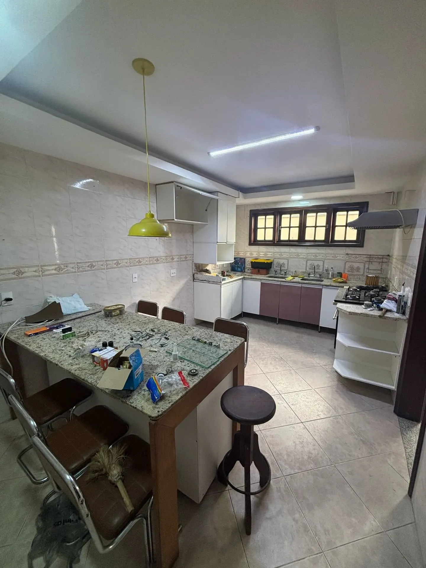 3-bedroom apartment with 5 bathrooms and a balcony — photo 31
