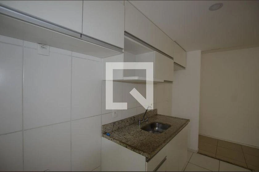 4-bedroom apartment in a building with a gym — photo 35