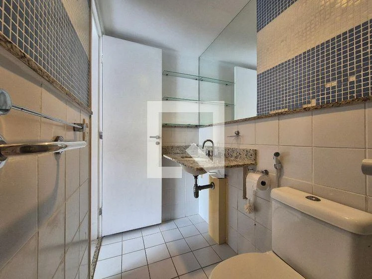 2-bedroom apartment with a mountain view in Rio de Janeiro — photo 32