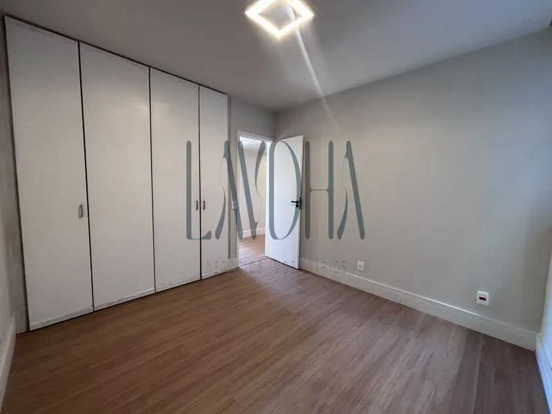 Apartment with 4 bedrooms, 1 en-suite, 138 m² — photo 18