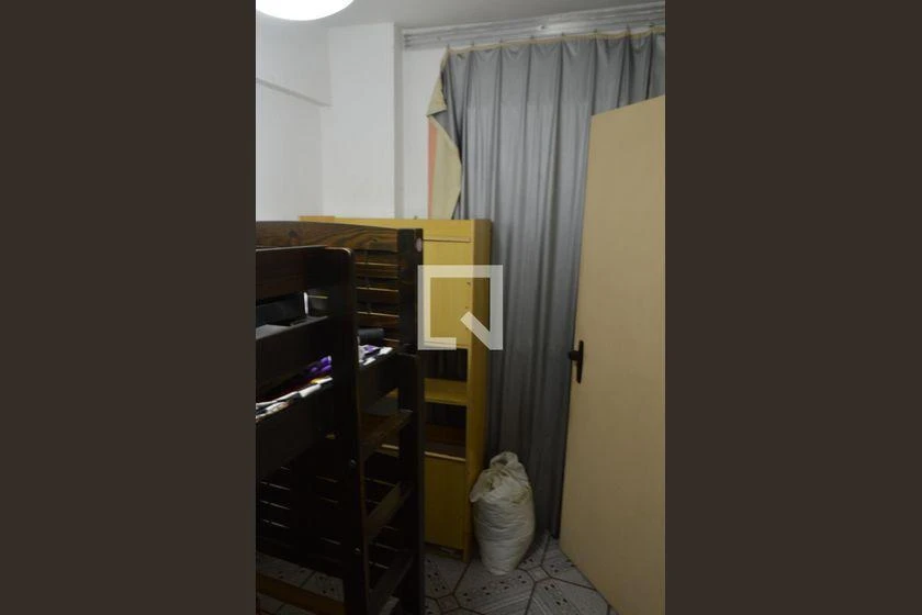Furnished apartment with 3 bedrooms and a balcony — photo 45