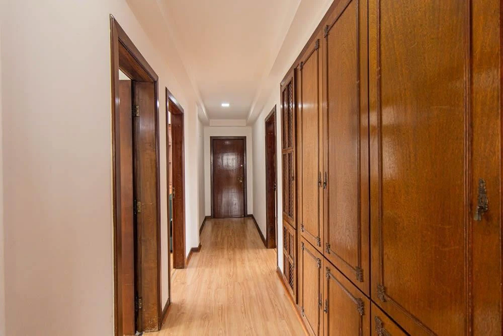 Квартира 268 м² із заскленим балконом та гардеробною — photo 28