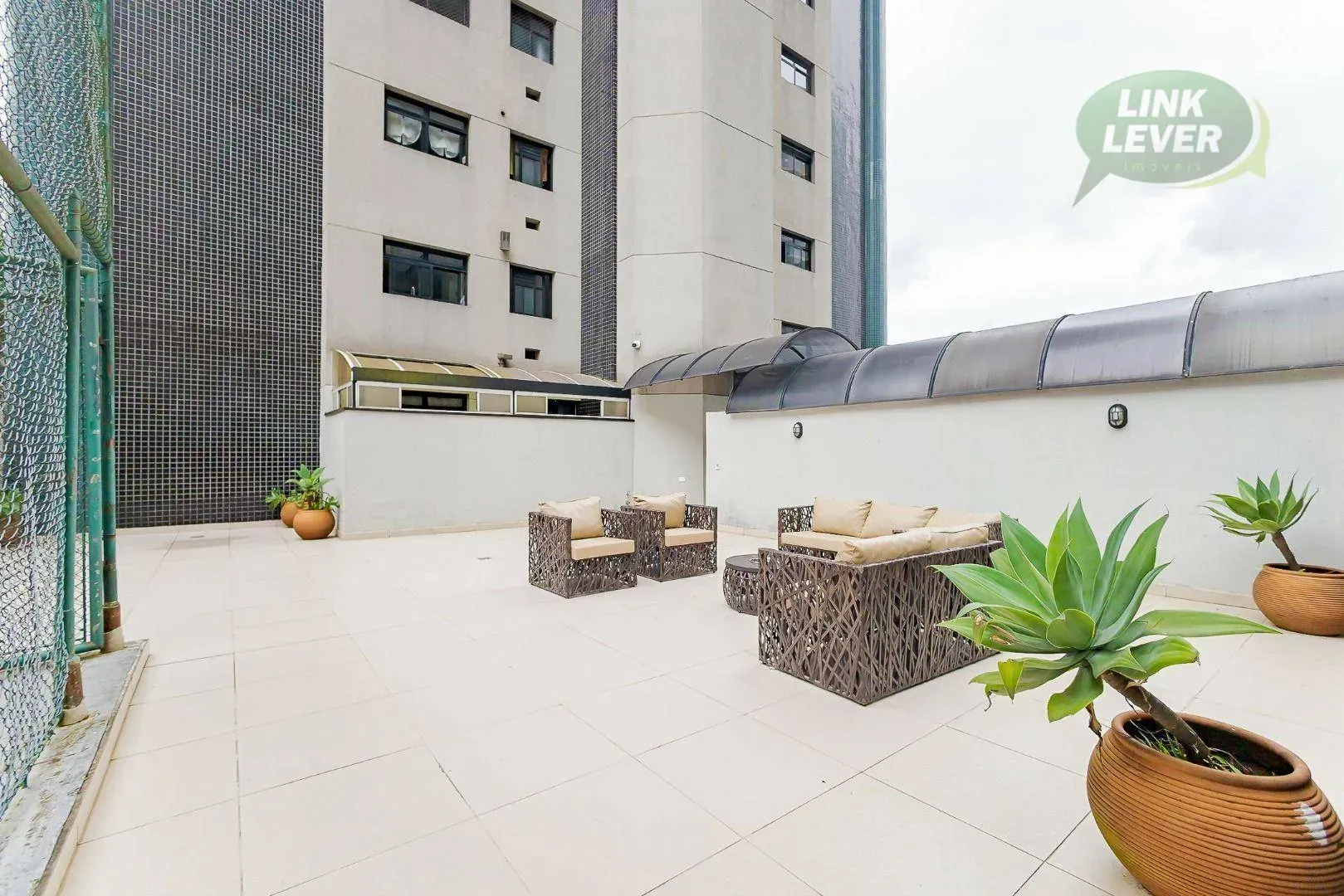 2-bedroom apartment with 79 m² and a private BBQ — photo 33