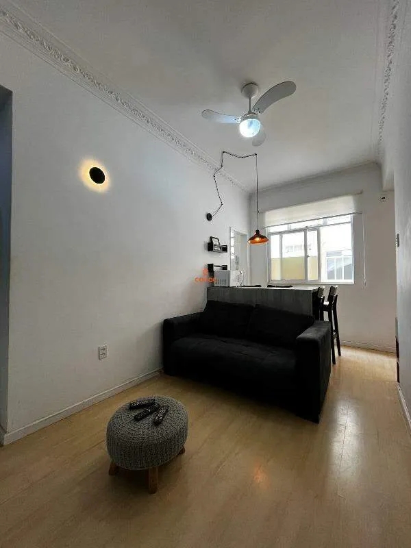 One-bedroom apartment with a washing machine — photo 18