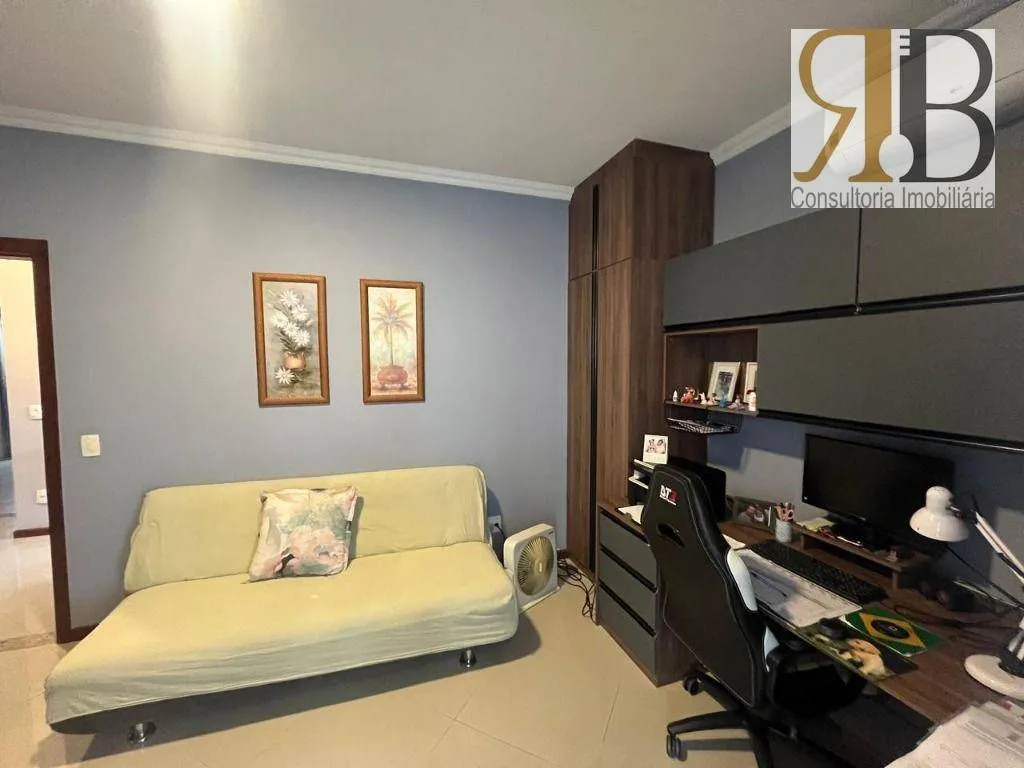 4-bedroom house with 5 bathrooms, 400 m² — photo 17