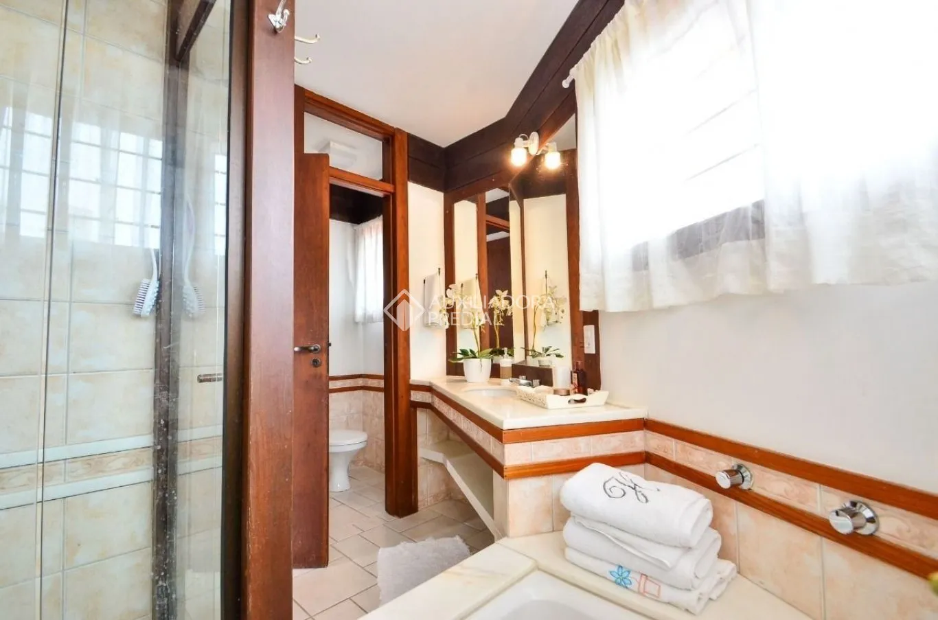 Casa mobiliada de 450 m² com 7 dormitórios e 3 vagas — photo 59