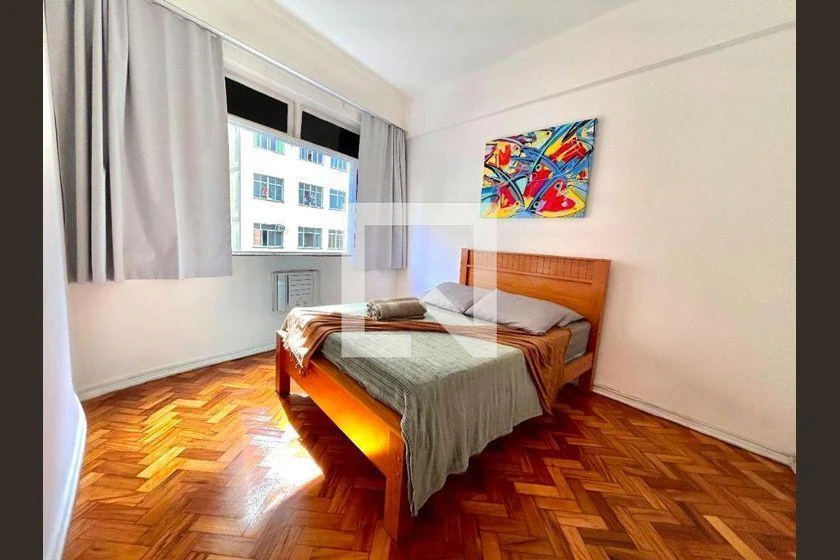 Furnished 1-bedroom apartment with a compact kitchen — photo 14