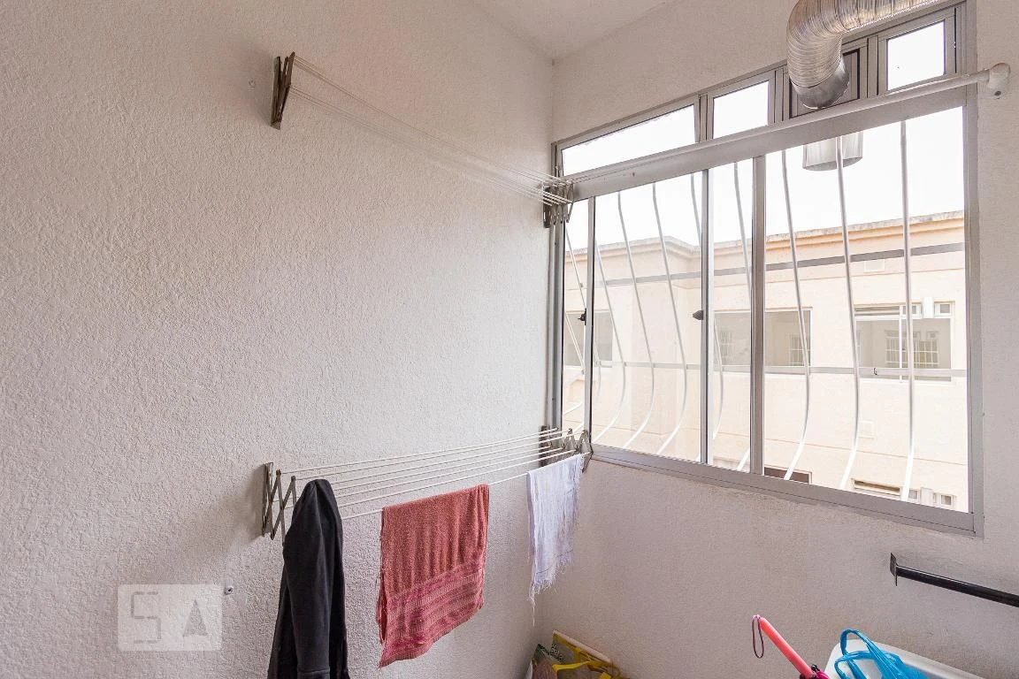 Apartamento sem mobília com cozinha fechada e 2 quartos — photo 23