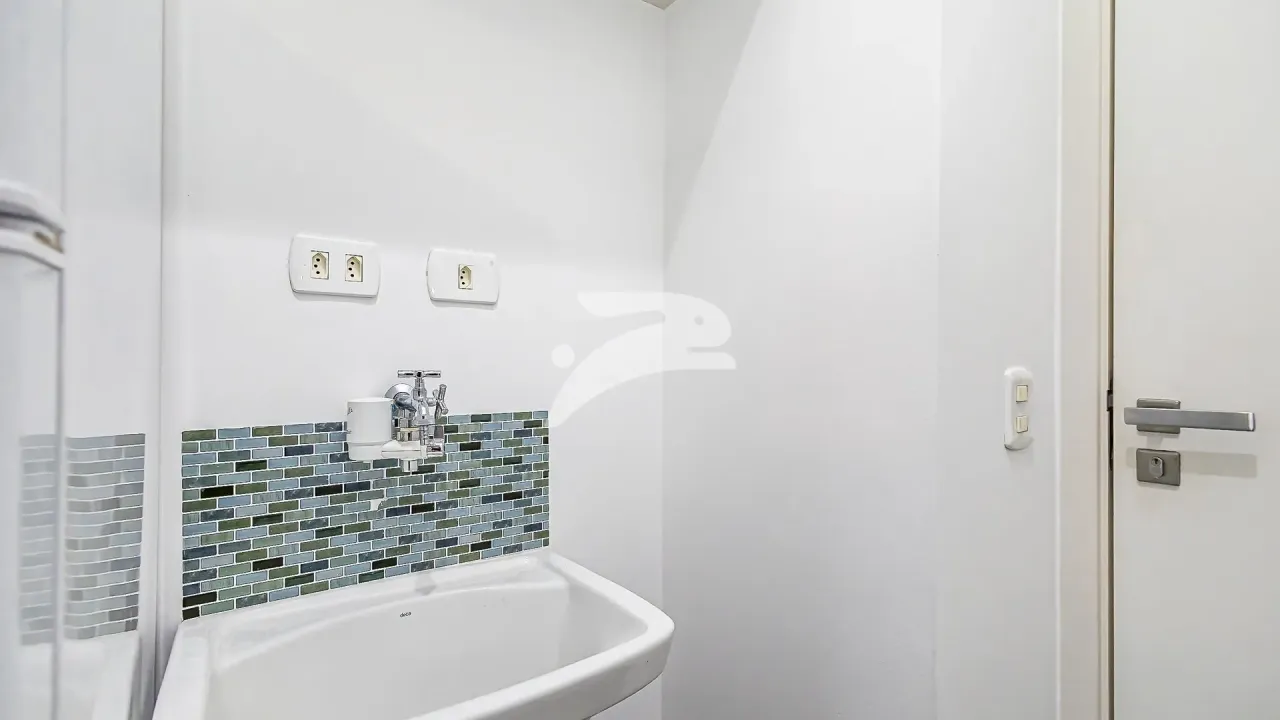 Apartamento amueblado de 1 dormitorio con balcón — photo 7