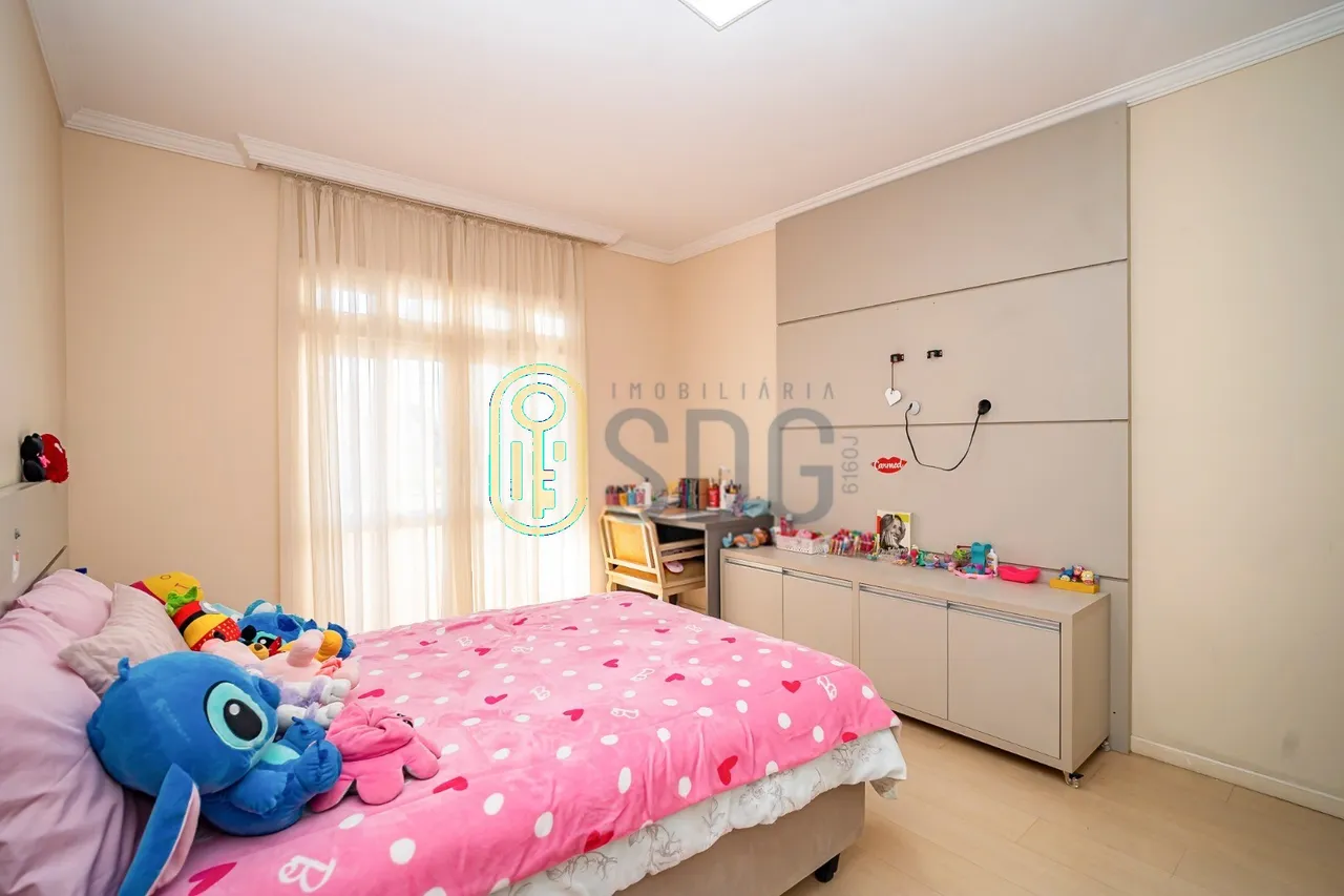 Furnished house with 4 bedrooms and 1 bathroom — photo 12