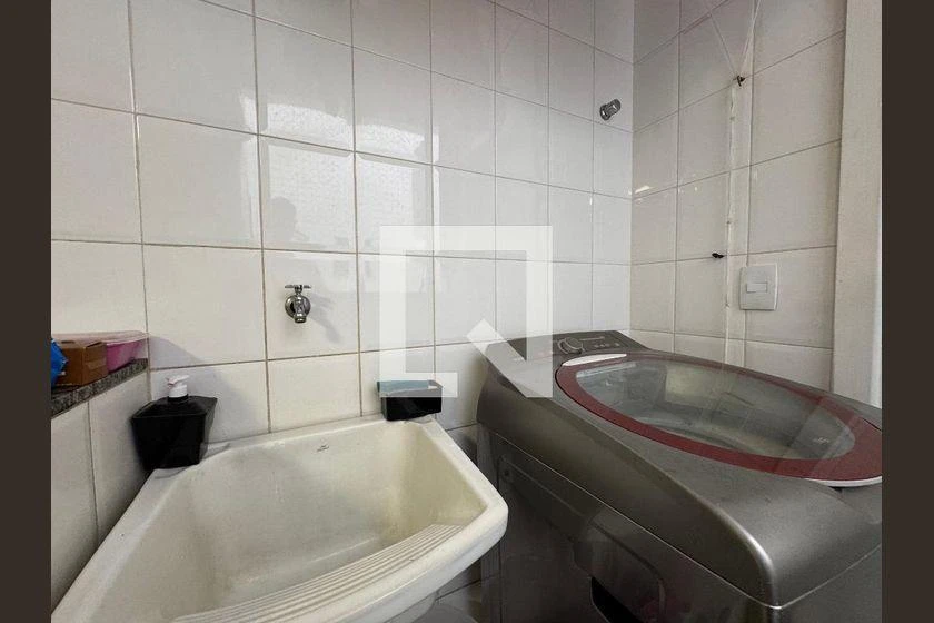 4-bedroom apartment with a balcony and 180 m² — photo 43