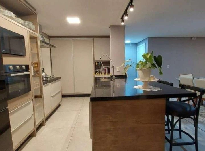Furnished 320 m² house with 4 bedrooms and 4 bathrooms — photo 2