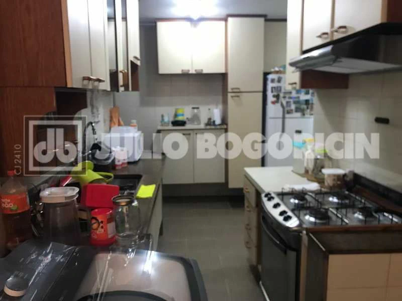 Furnished 167 m² apartment with 3 bedrooms and balcony — photo 8