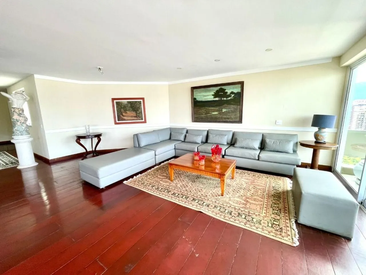 Furnished penthouse with 5 bedrooms and 1147 m² — photo 6