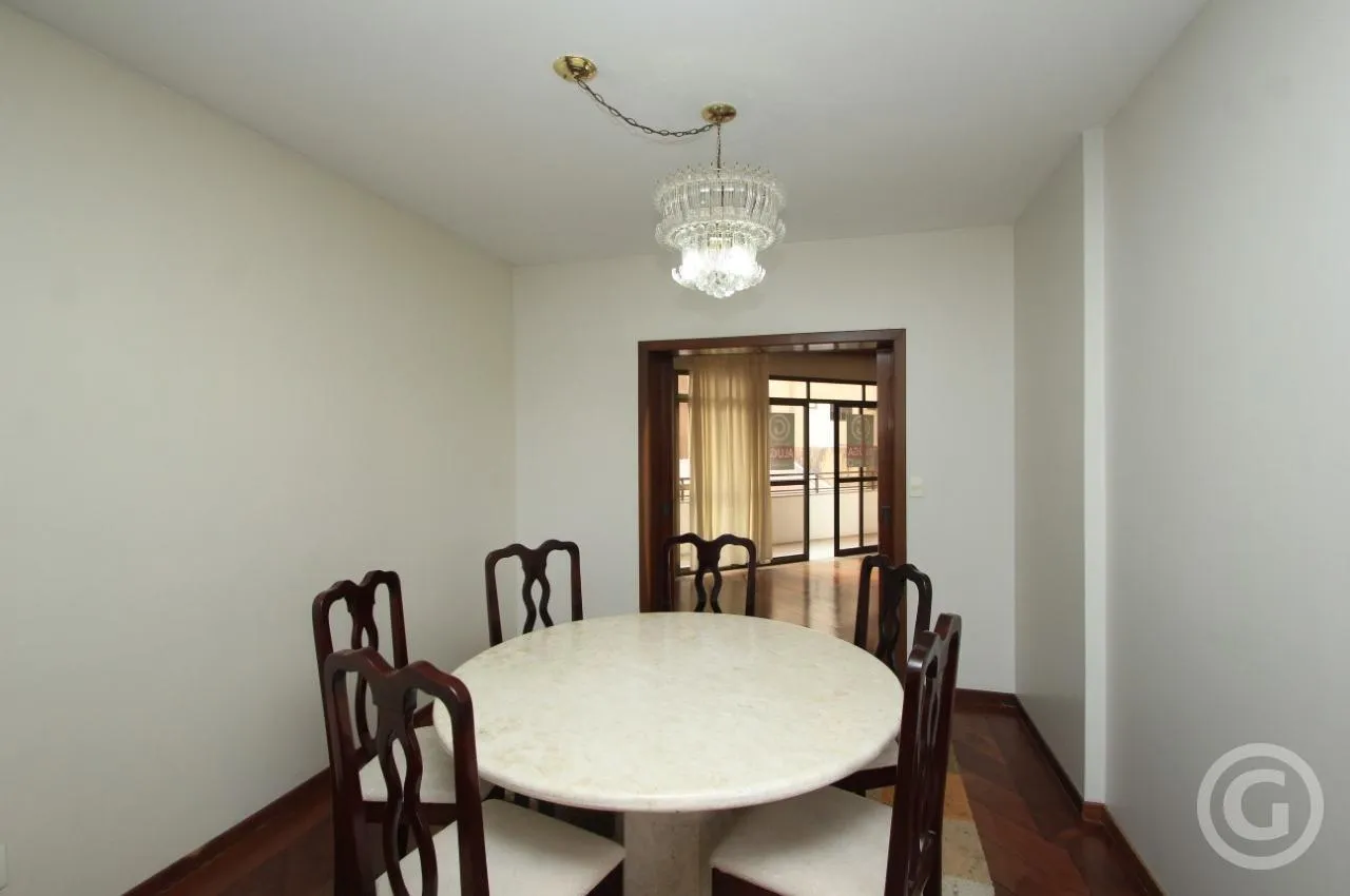 206 m² apartment with 4 bedrooms and 2 en-suites — photo 6