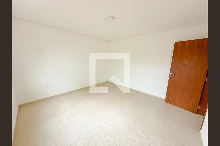 4-bedroom house, 3 with their own bathrooms, 194 m² — photo 34