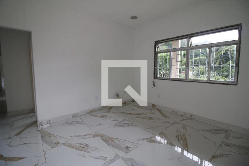 Apartamento de 3 quartos com vista para as montanhas — photo 9