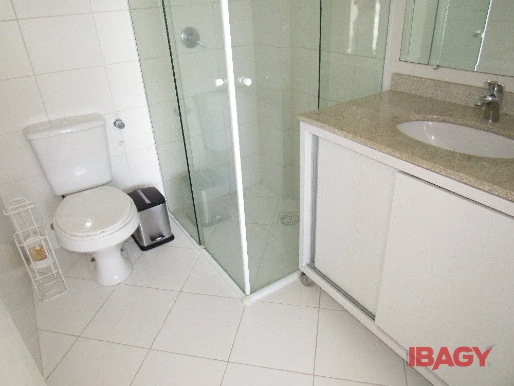 Квартира с 2 спальнями, 1 с ванной, и 2 парковочными местами — photo 10