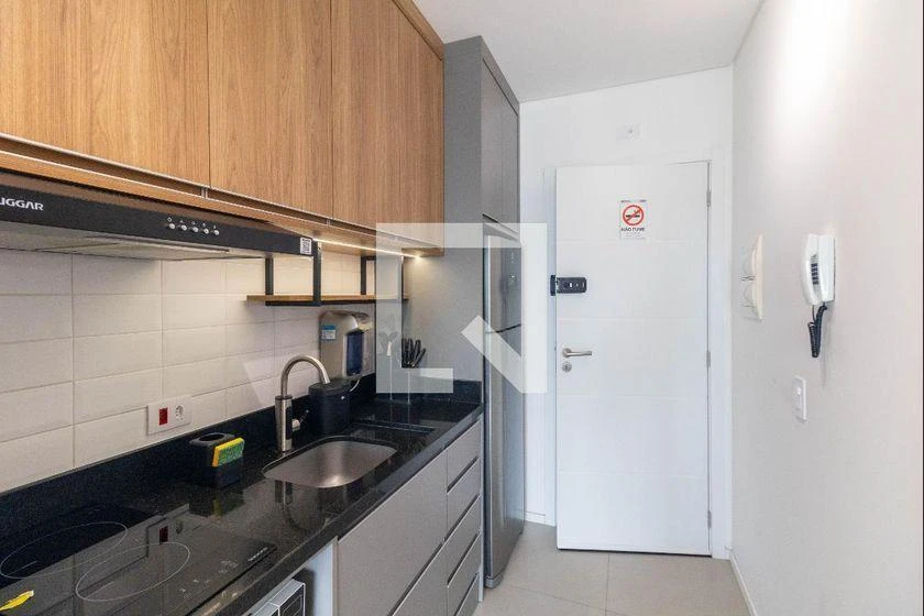 One-bedroom apartment with a home office in Curitiba — photo 7
