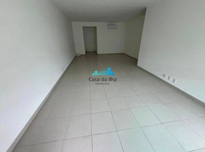 215 m² apartment with 3 en-suite bedrooms and 2 spots — photo 6