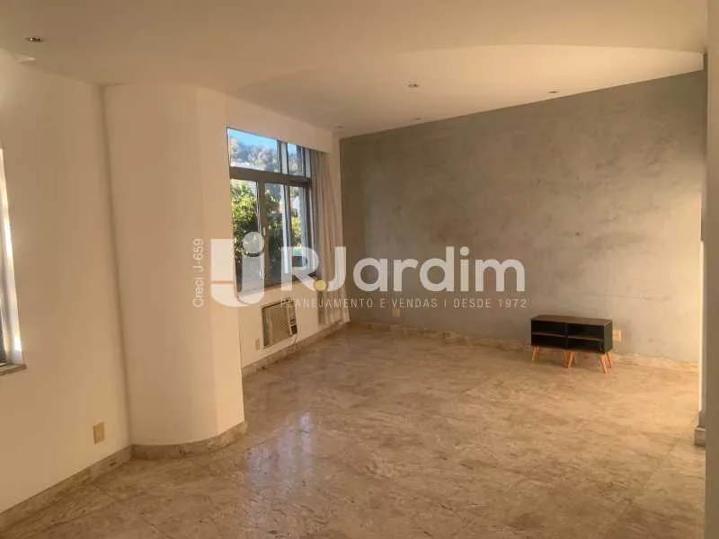 One-bedroom, 55 m² apartment in Rio de Janeiro — photo 9