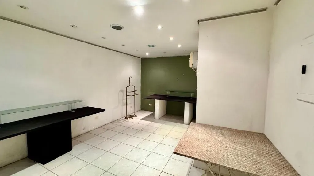 Casa com 9 dormitórios e 216 m² — photo 20