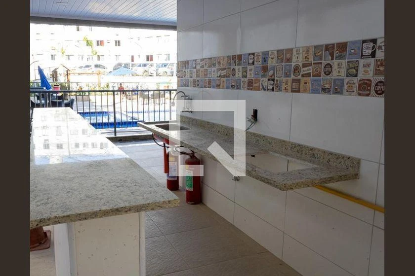 2-bedroom apartment with open-plan gas kitchen — photo 35