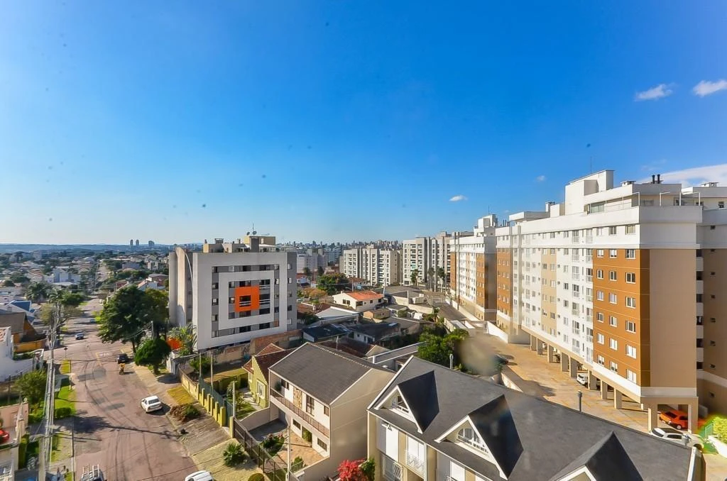Квартира 62 м² з балконом із грилем та заскленим балконом — photo 21