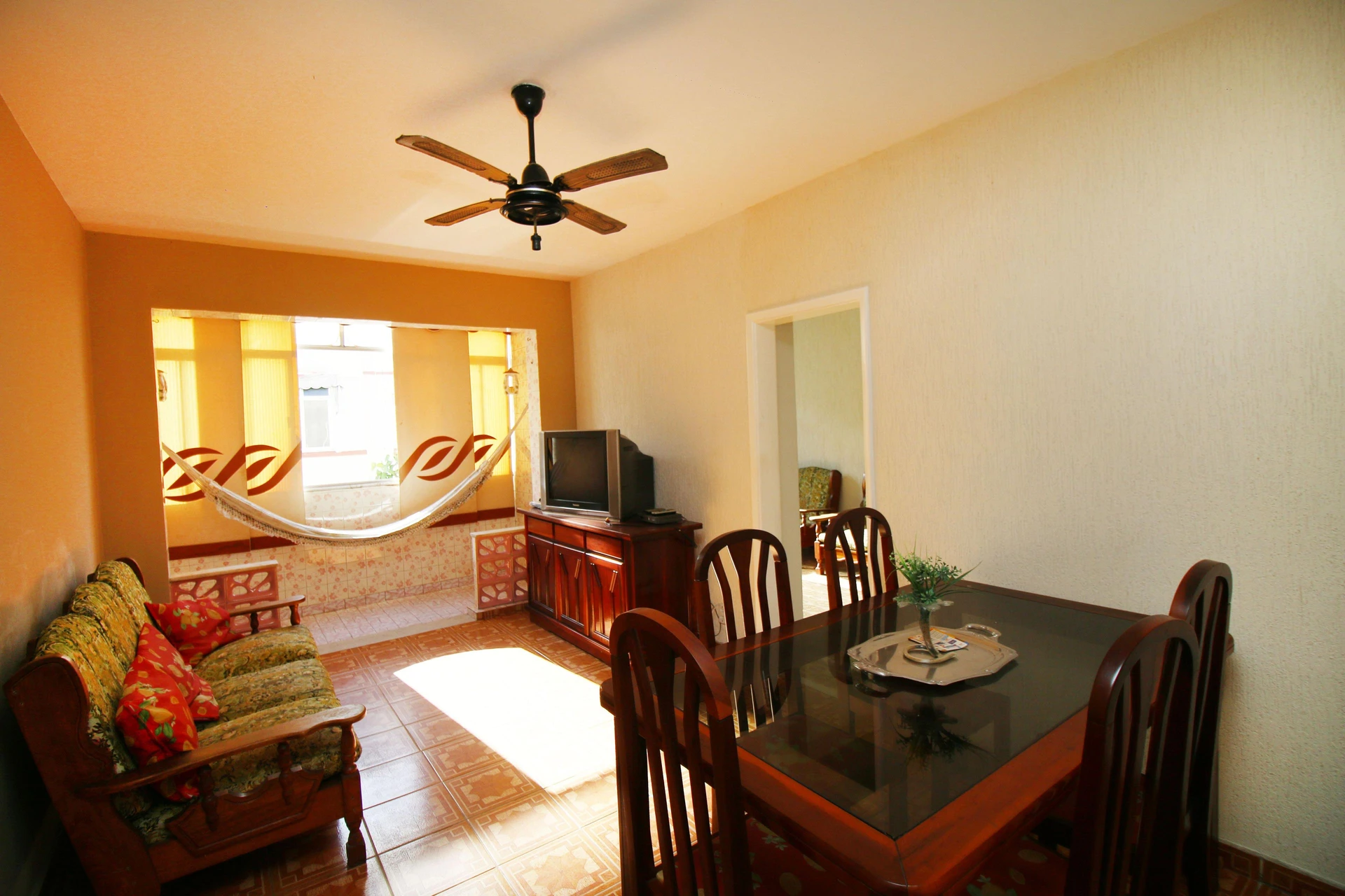 Rental apartment with 2 bedrooms and a balcony