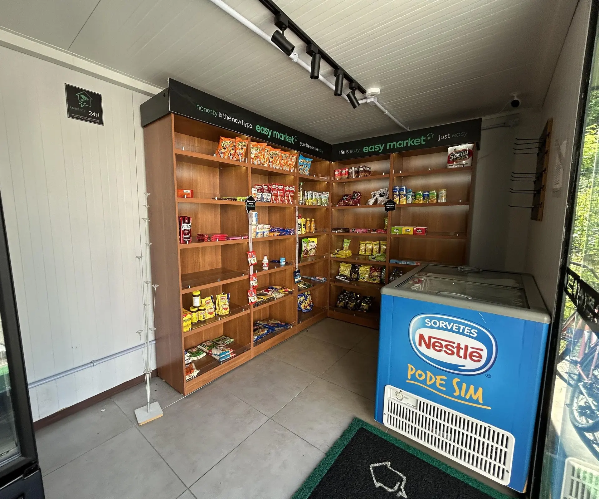 Apartamento de 2 quartos em condomínio com academia — photo 36
