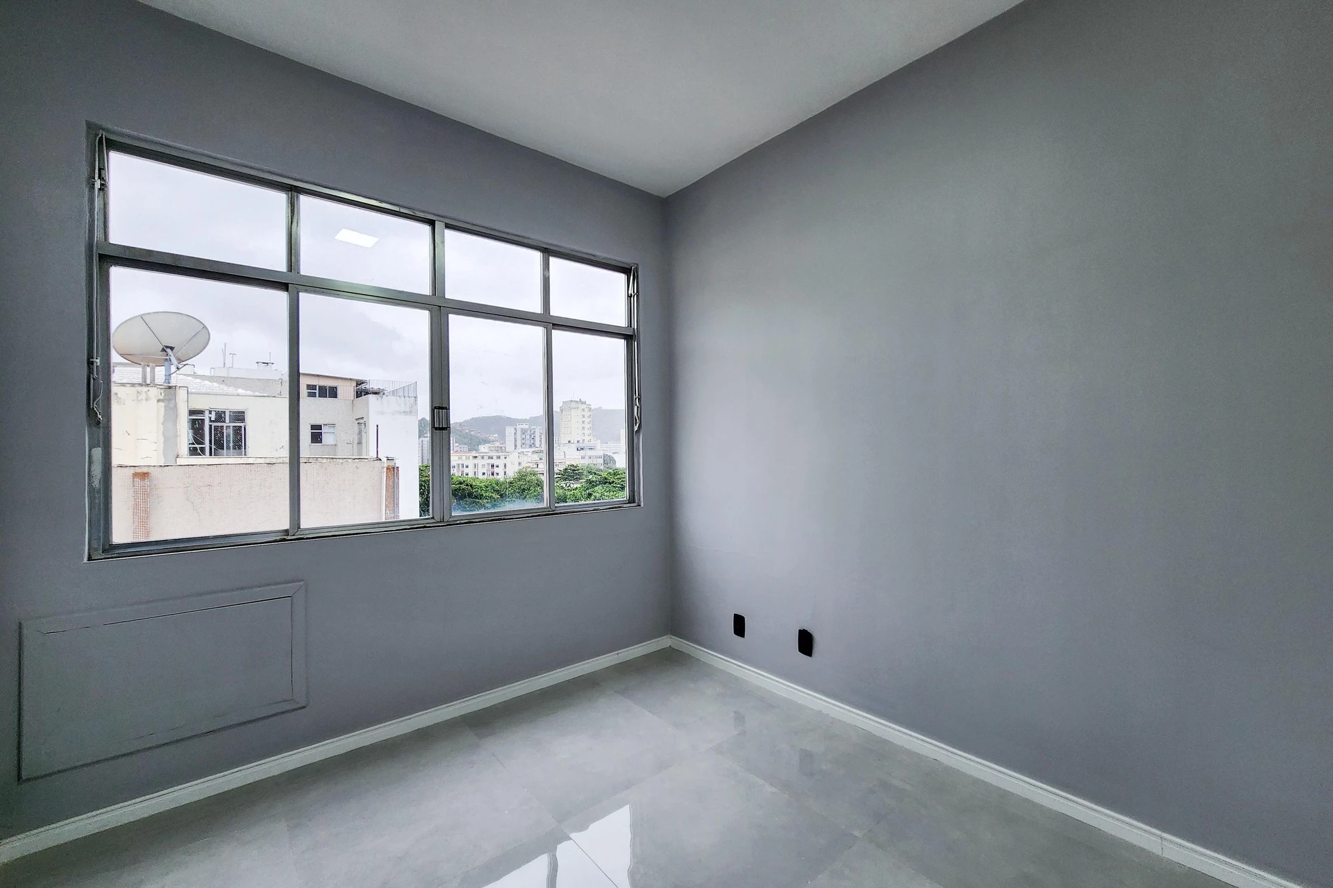 5-bedroom apartment with a mountain view in Rio de Janeiro — photo 21