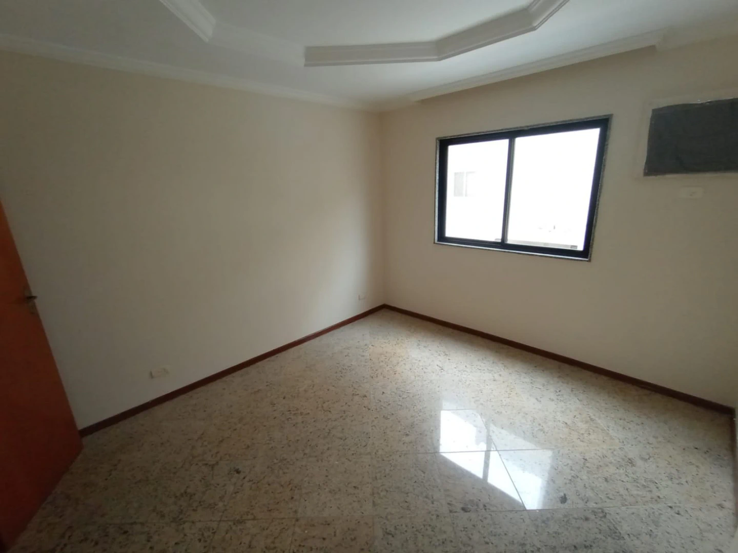 2-bedroom apartment, 1 with its own bathroom, 115 m² — photo 15