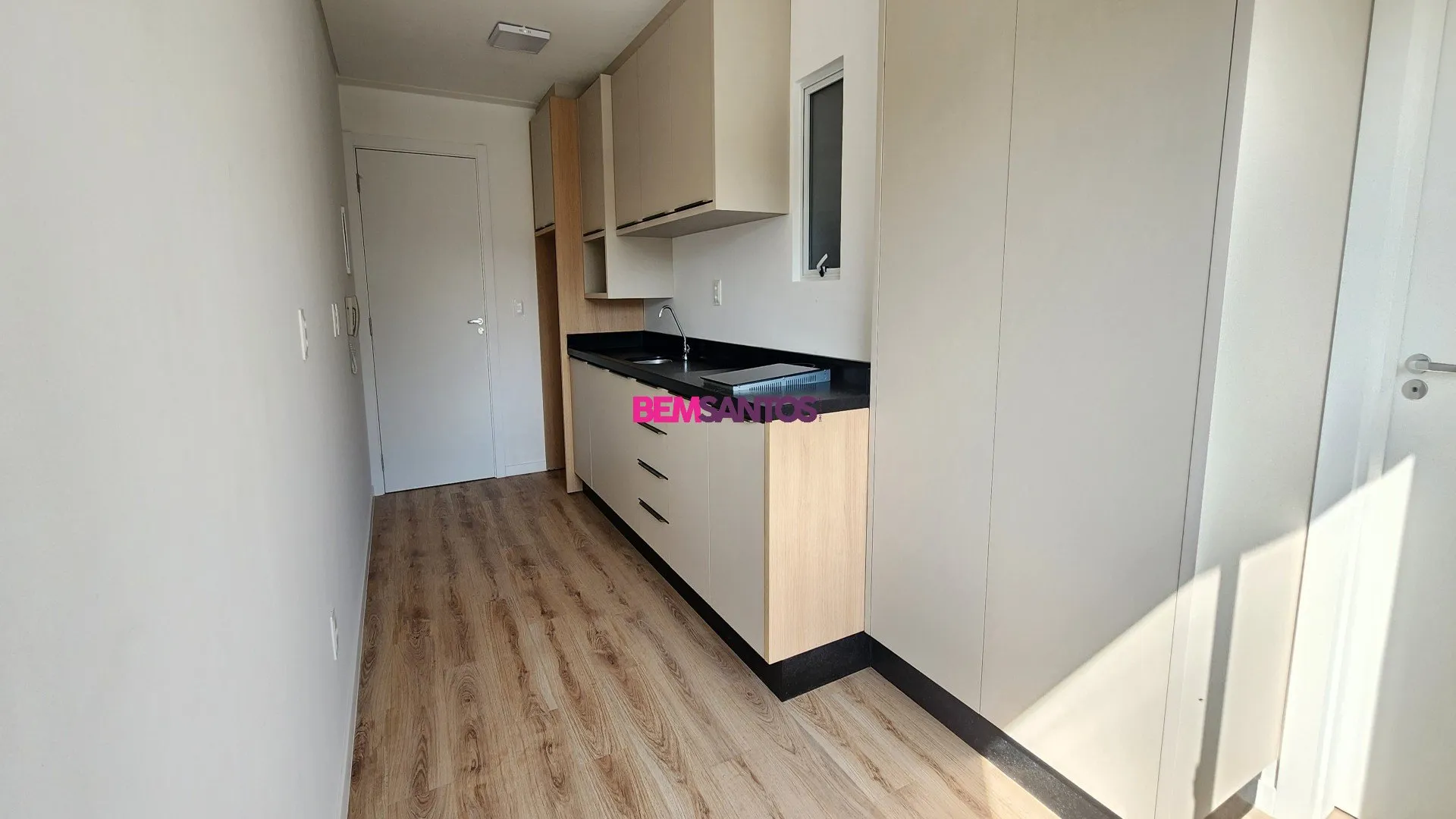 20 m² furnished studio with 1 parking space — photo 3