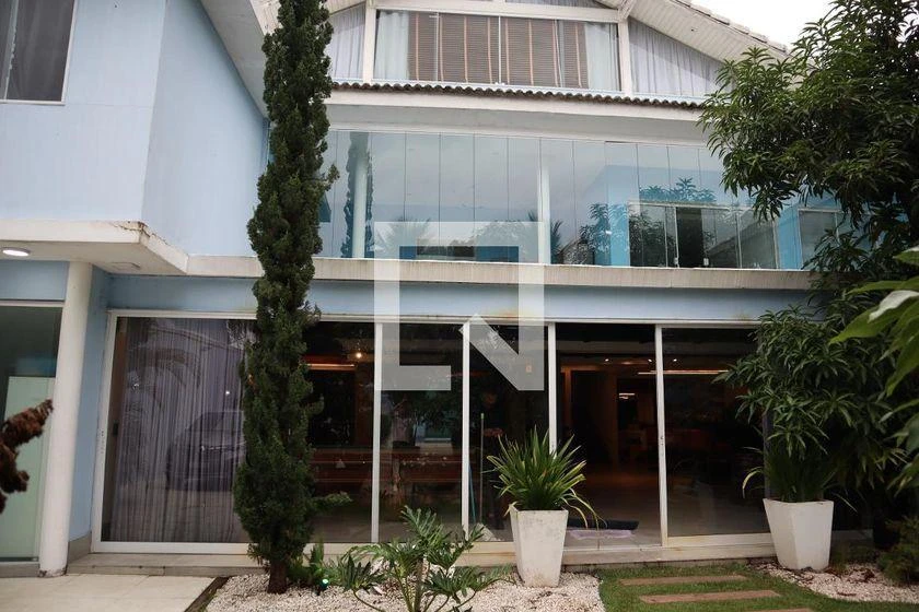 Furnished 525 m² house with 3 en-suites and gas kitchen — photo 50