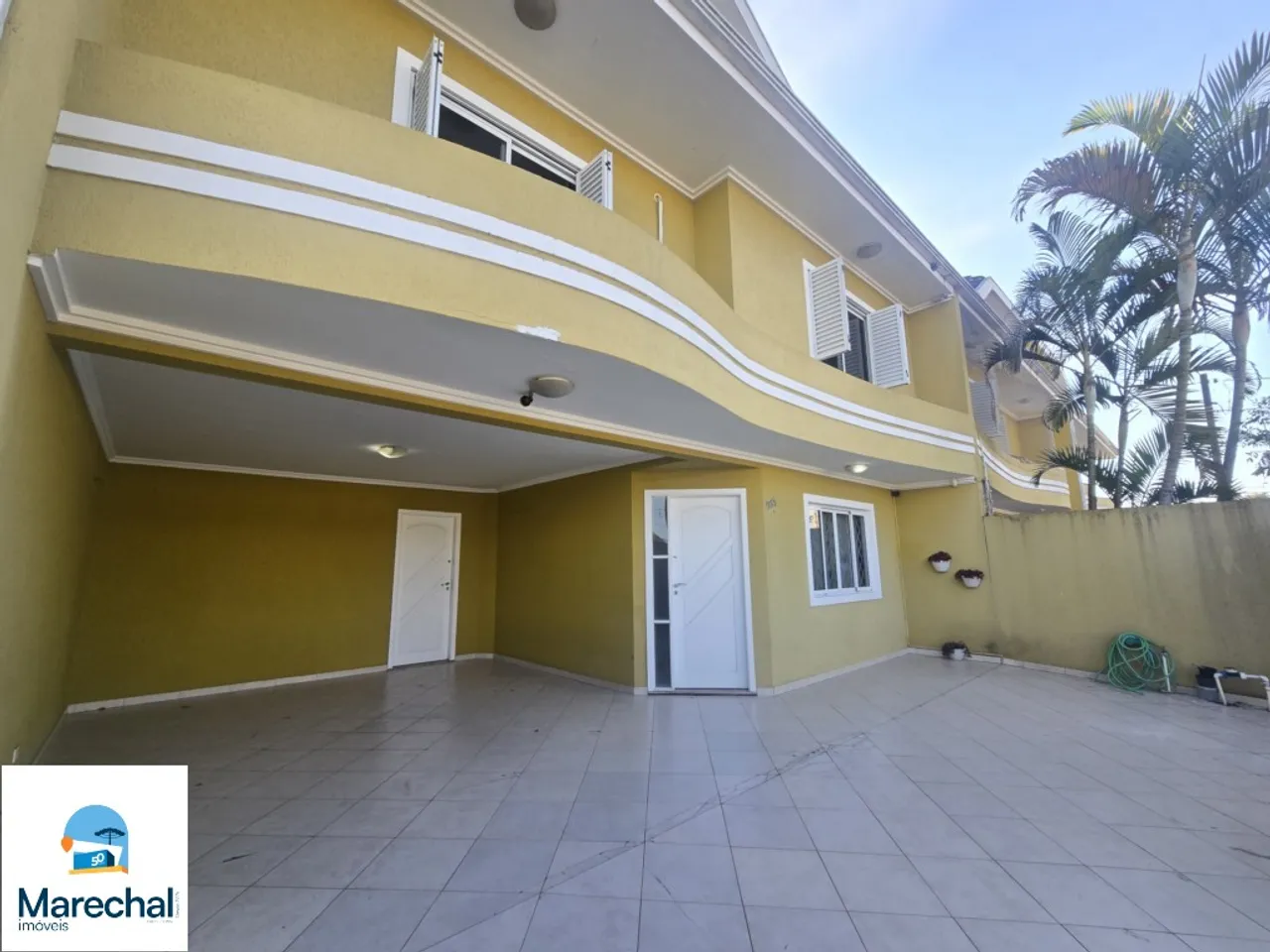 175 m² townhouse with 3 bedrooms and 2 parking spots — photo 2