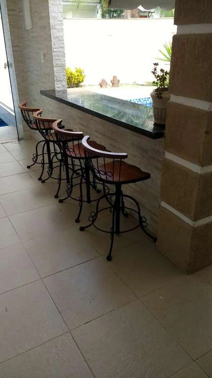 Casa com 4 quartos e piscina com área de sauna — photo 5
