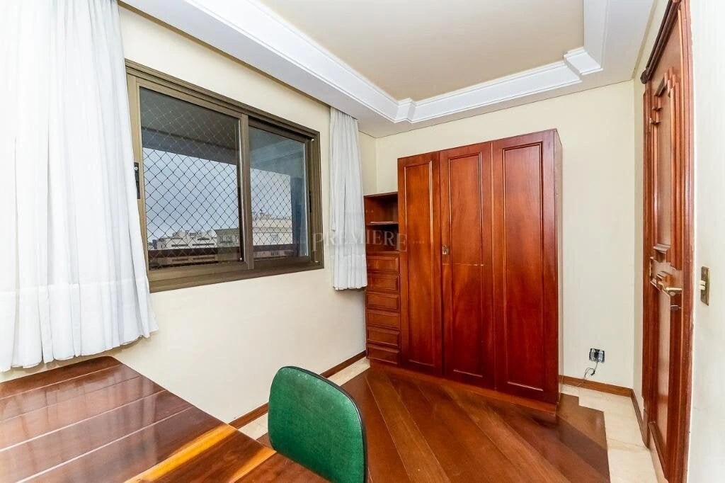 Furnished apartment, 236 m², with a washing machine — photo 8