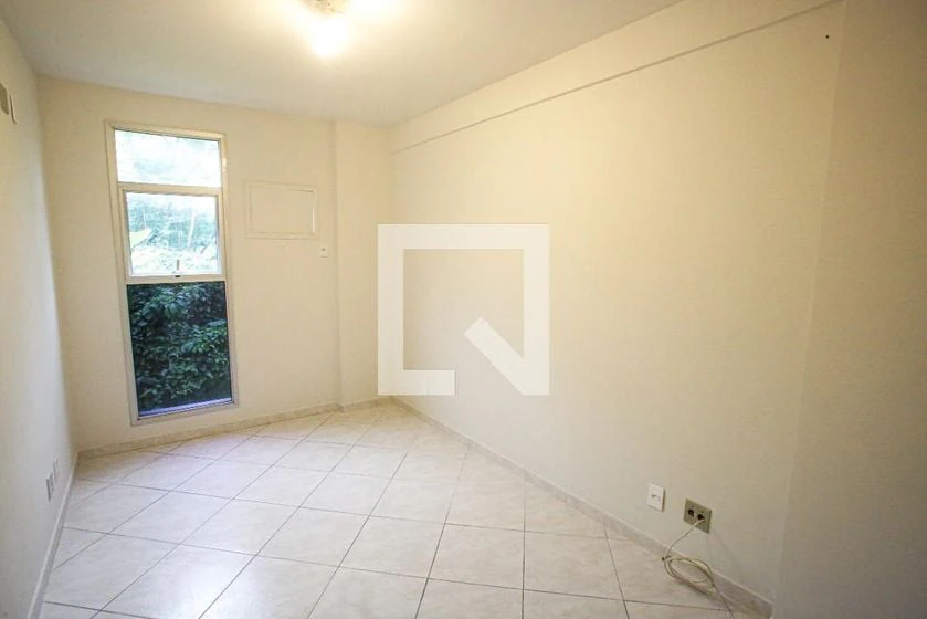 2-bedroom apartment in a building with a gym — photo 19