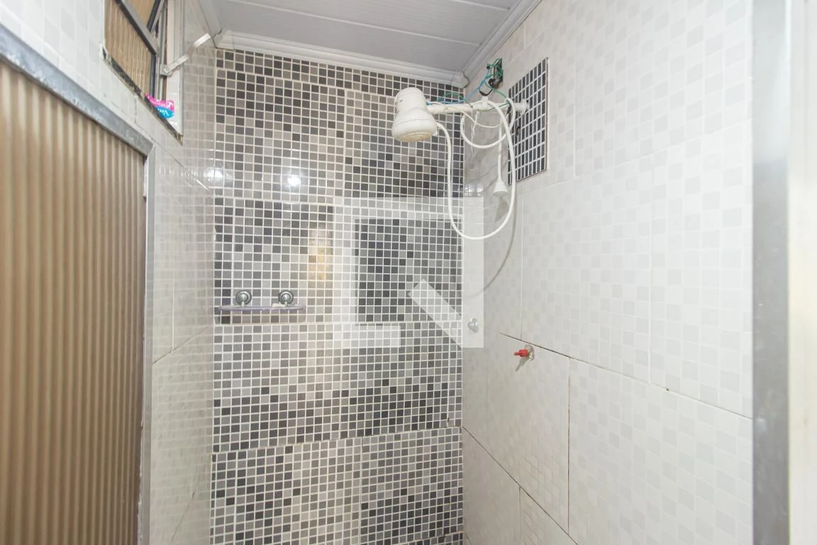 Unfurnished house with 2 bedrooms and 1 tiled bath — photo 28