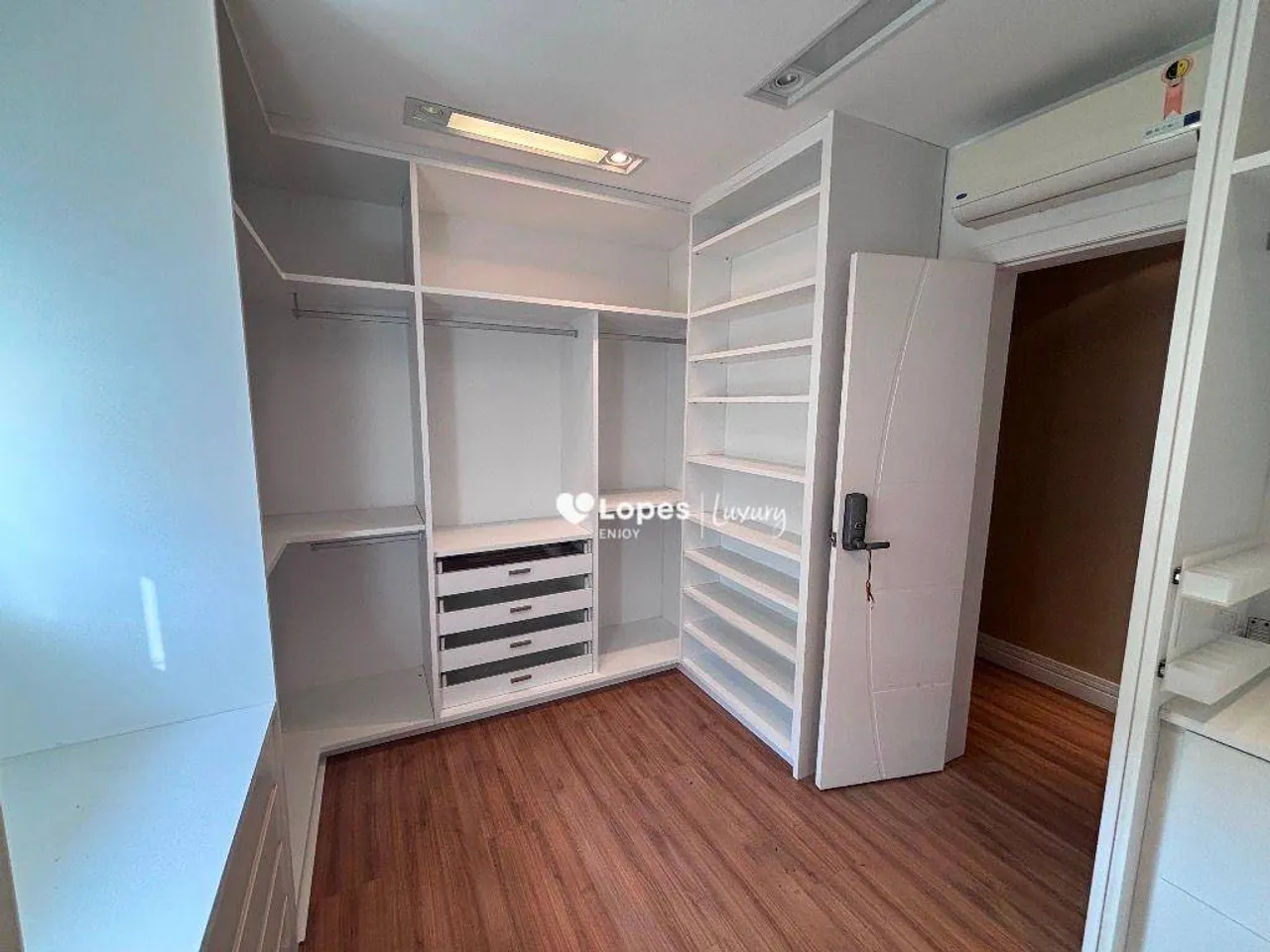 Unfurnished house for rent with 5 bedrooms and 5 baths — photo 10