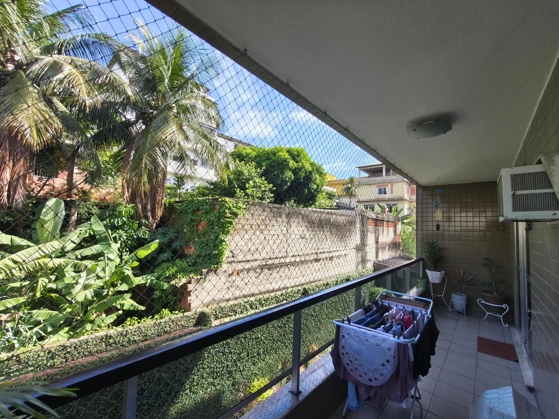 Apartamento amueblado con 3 dormitorios y balcón — photo 15