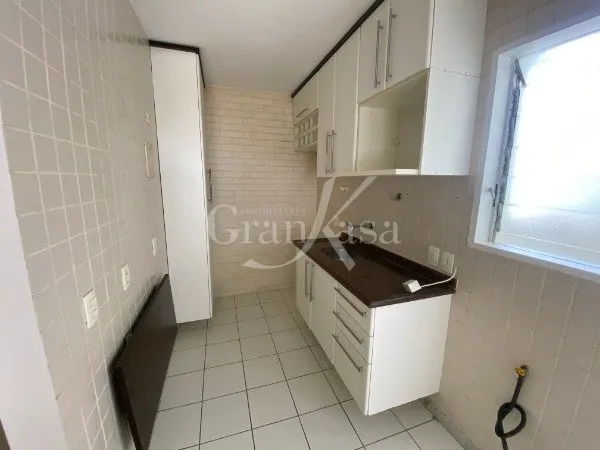 One-bedroom apartment in a building with a sauna — photo 14