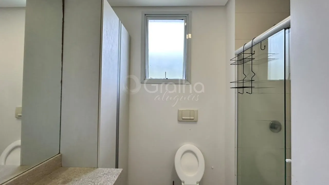 Furnished apartment, 119 m², with floor-to-ceiling windows — photo 37